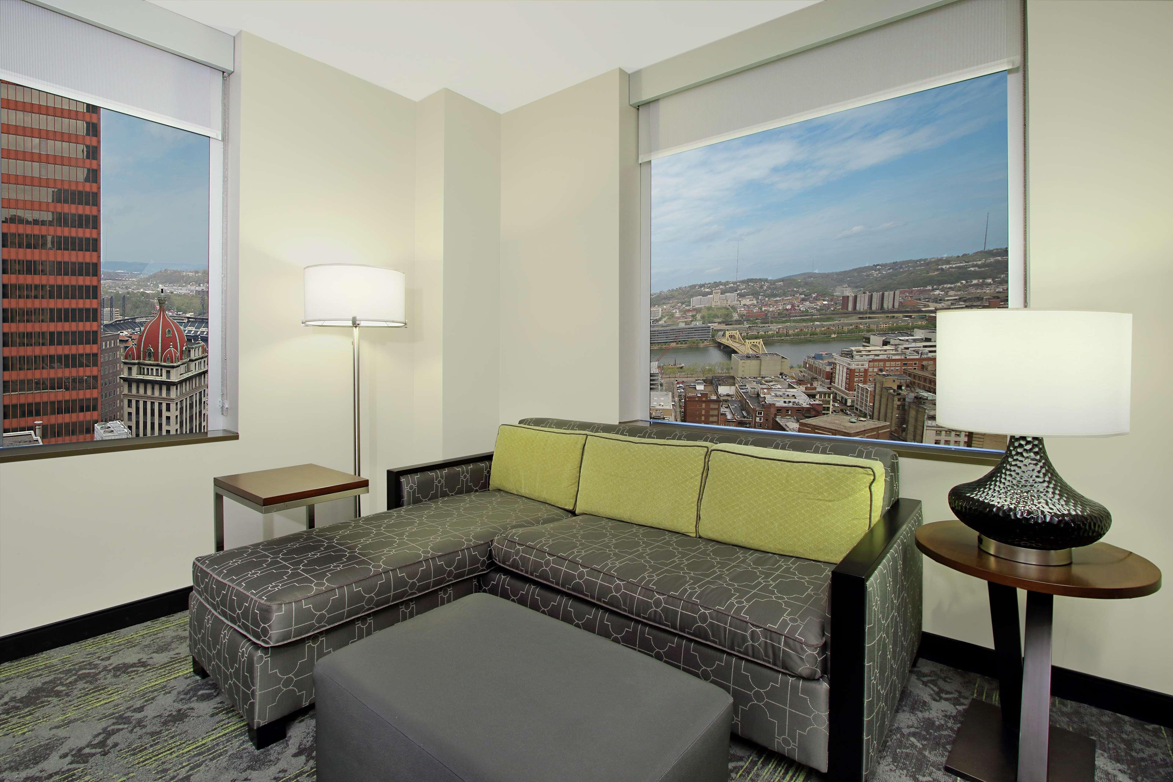 Embassy Suites Pittsburgh-Downtown Eksteriør bilde