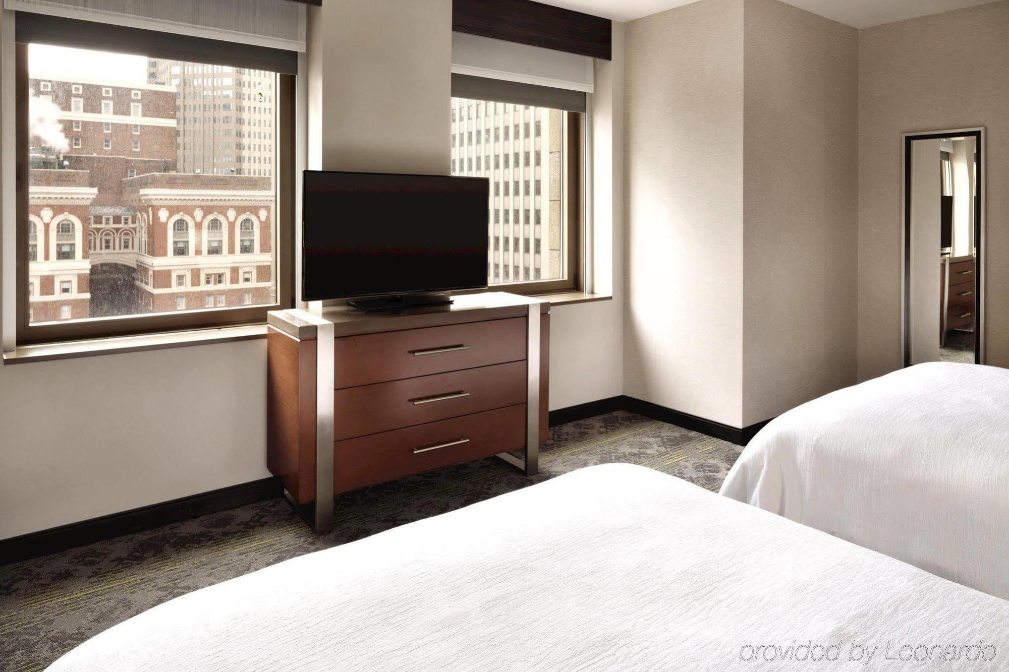 Embassy Suites Pittsburgh-Downtown Eksteriør bilde